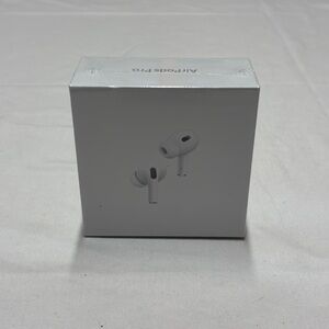 Apple AirPods Pro (2nd Generation) with MagSafe Case (USB-C) - New